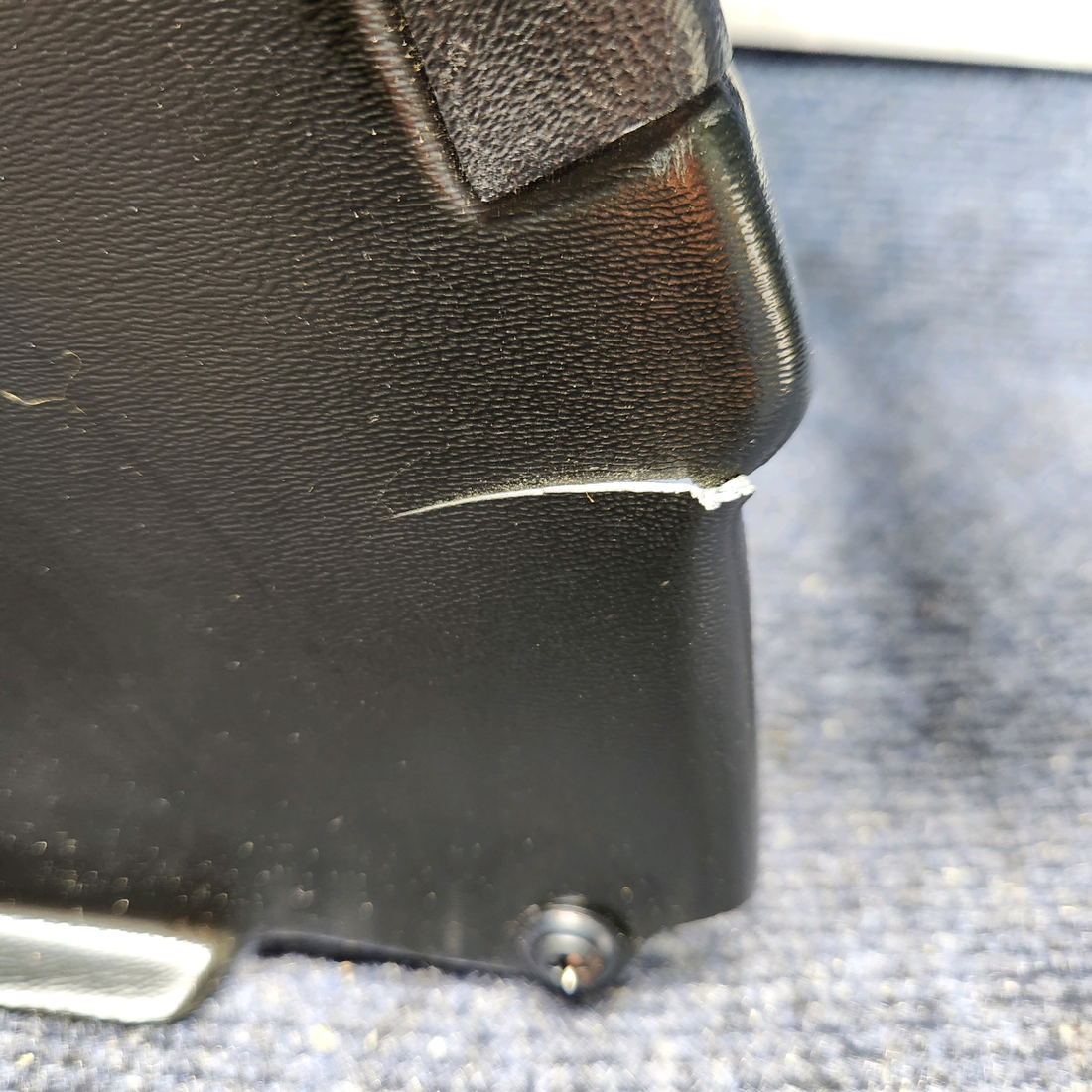 Used aircraft parts for sale, 36-530098-5 Beechcraft F33A CENTER CONSOLE COVER