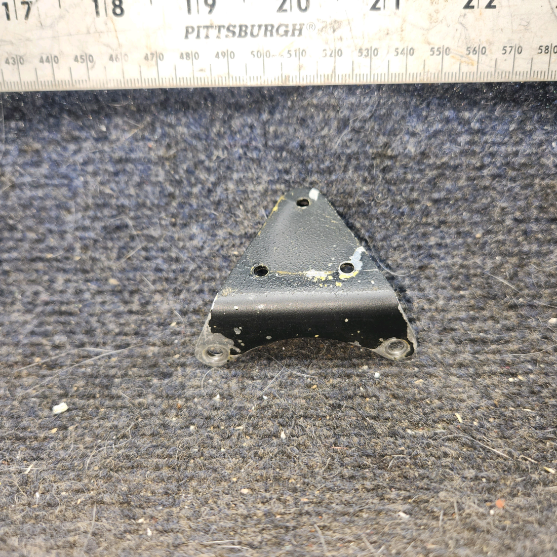 Used aircraft parts for sale, 0413204-3 cessna 172k Compass Bracket
