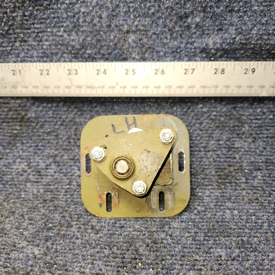 Used aircraft parts for sale, 1217046-11 Cessna 172RG Cabin Door Base Plate Assy