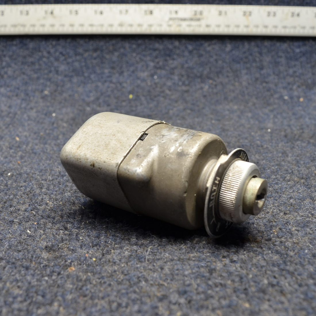 Used aircraft parts for sale, 10-357290-1 Cessna C175 BENDIX IGNITION SWITCH
