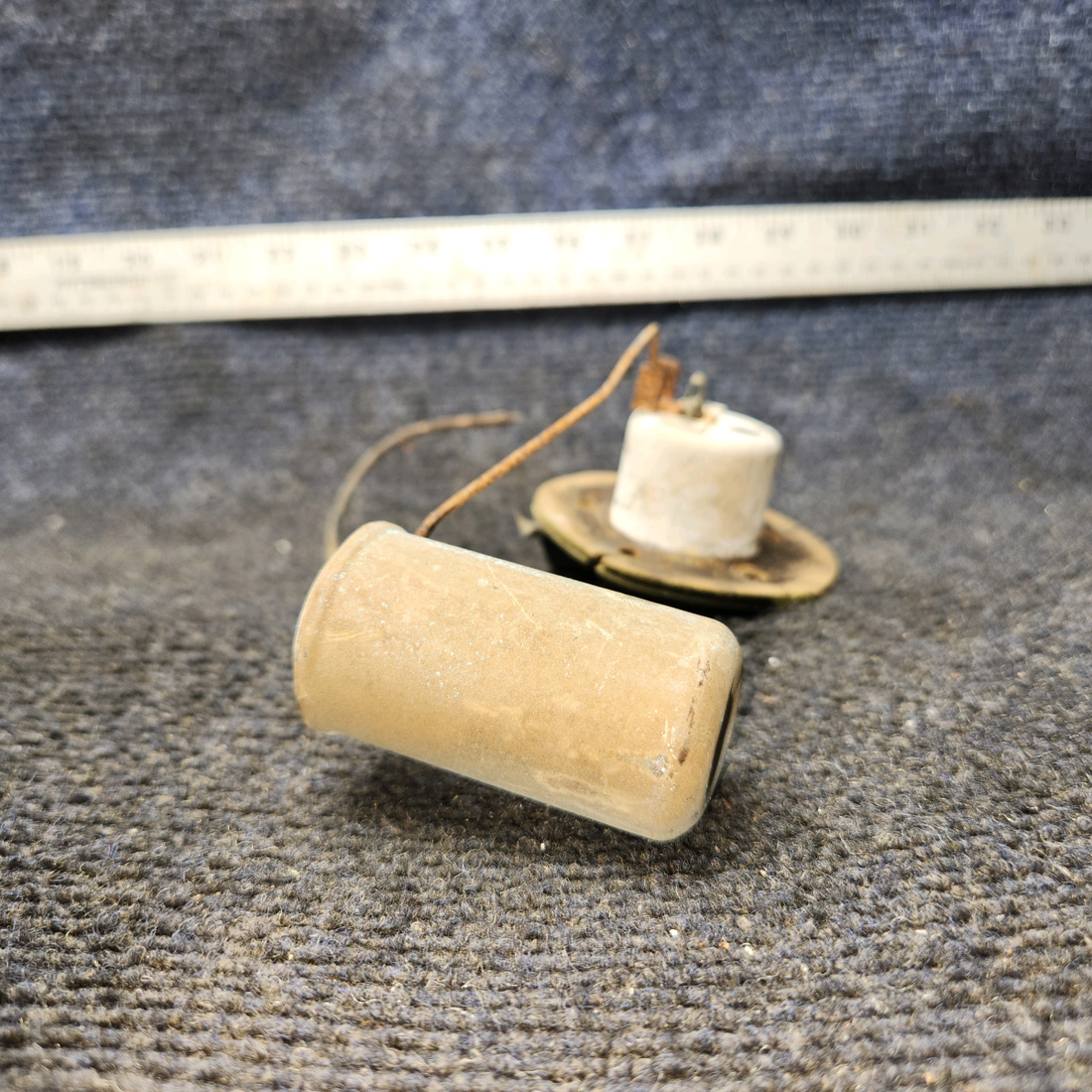 Used aircraft parts for sale, 0523557-1 Cessna 172 Fuel Gauge Transmitter (Core)