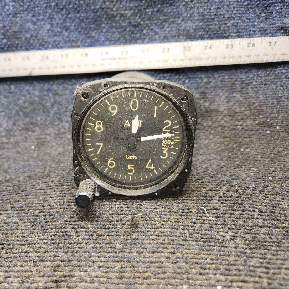 Used aircraft parts for sale, A-20(0105) cessna 150G Altimeter Indicator