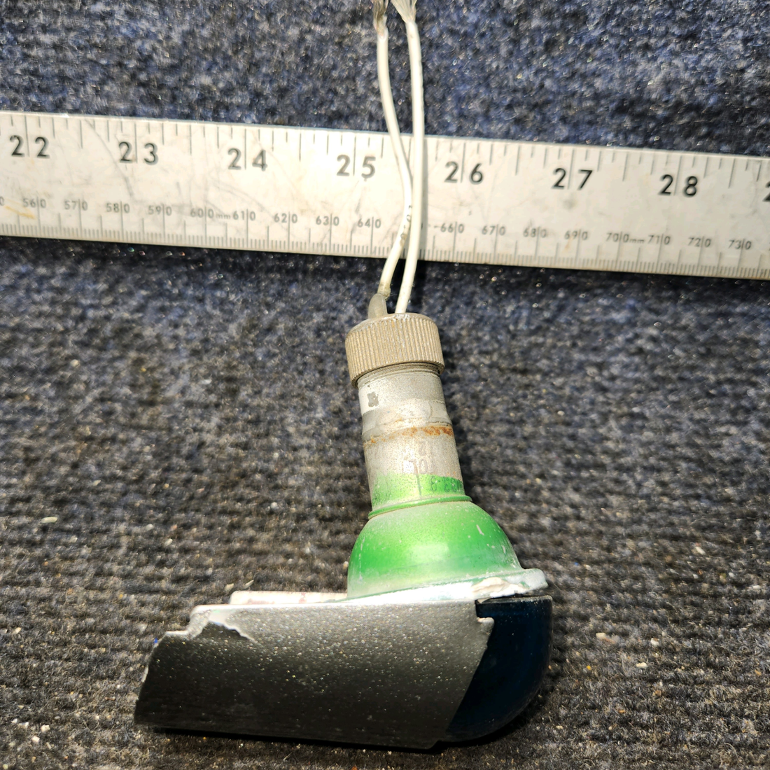 Used aircraft parts for sale, 0423006-22 Cessna 172E Wing Position Light Assembly RH
