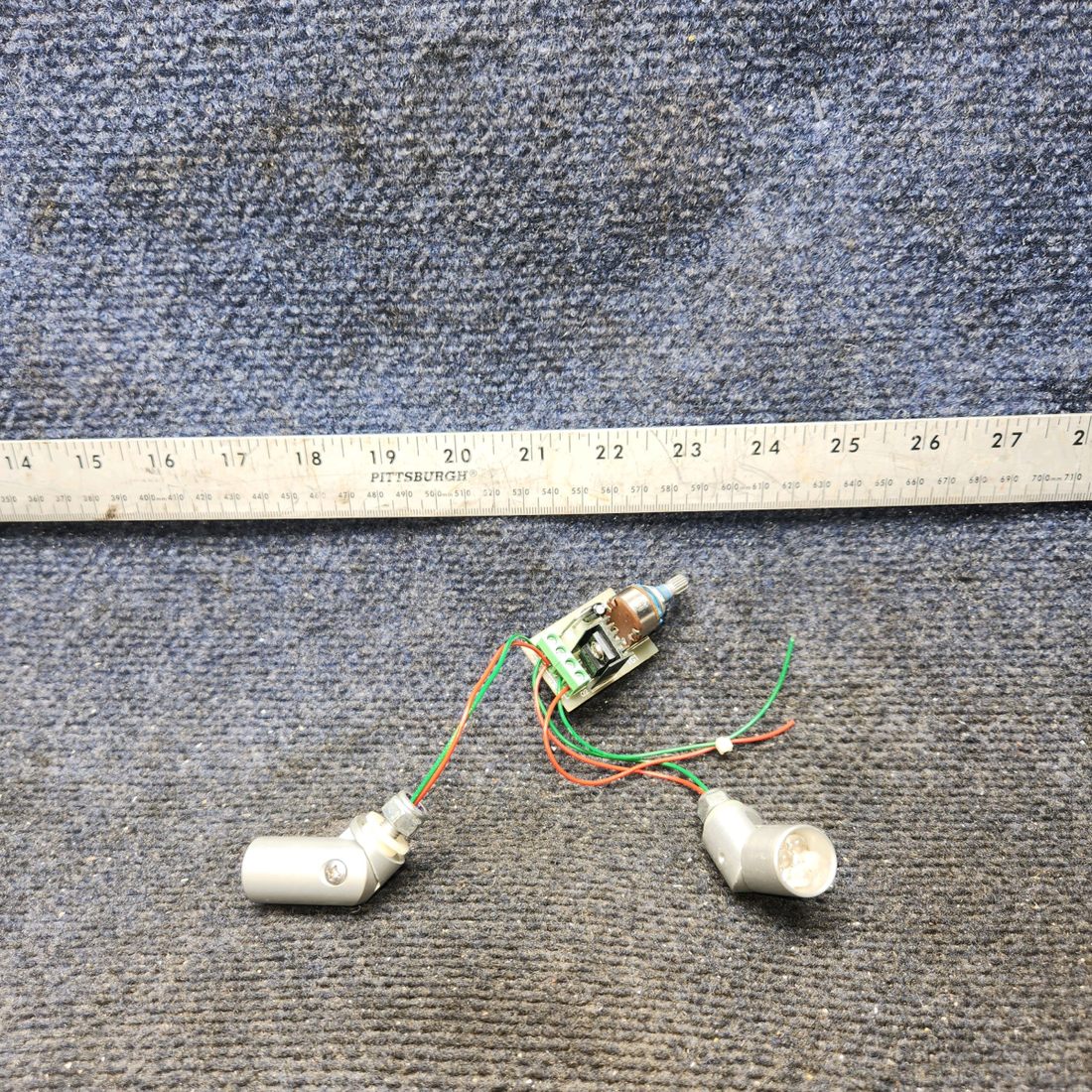 Used aircraft parts for sale, Led Dome Light PIPER PA28-140 Led Dome Light Assy With Dimer
