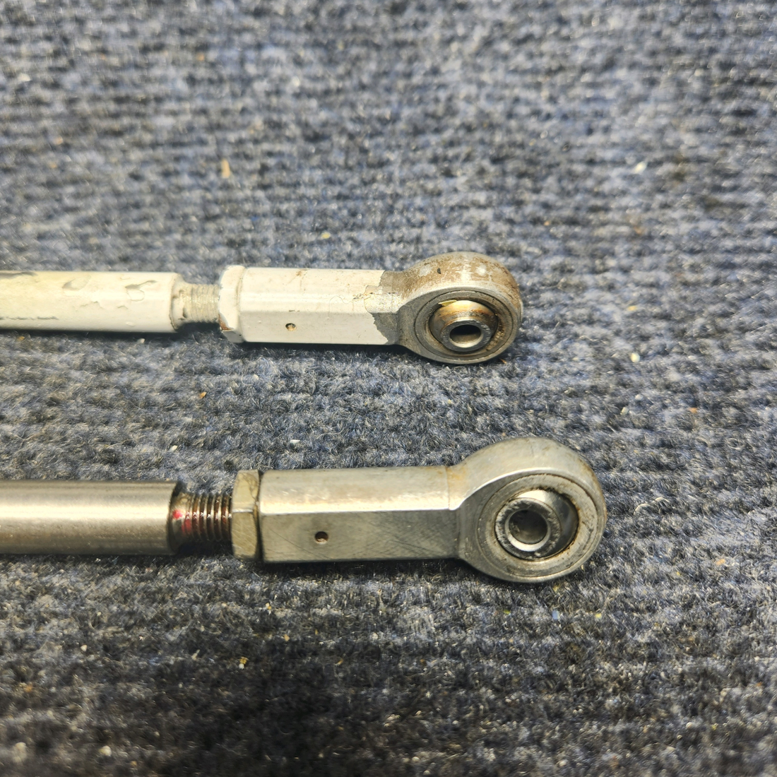 Used aircraft parts for sale, 35476-001 PIPER PA28-161 Warrior III ROD ASSY AILERON "PRICE PER EACH"