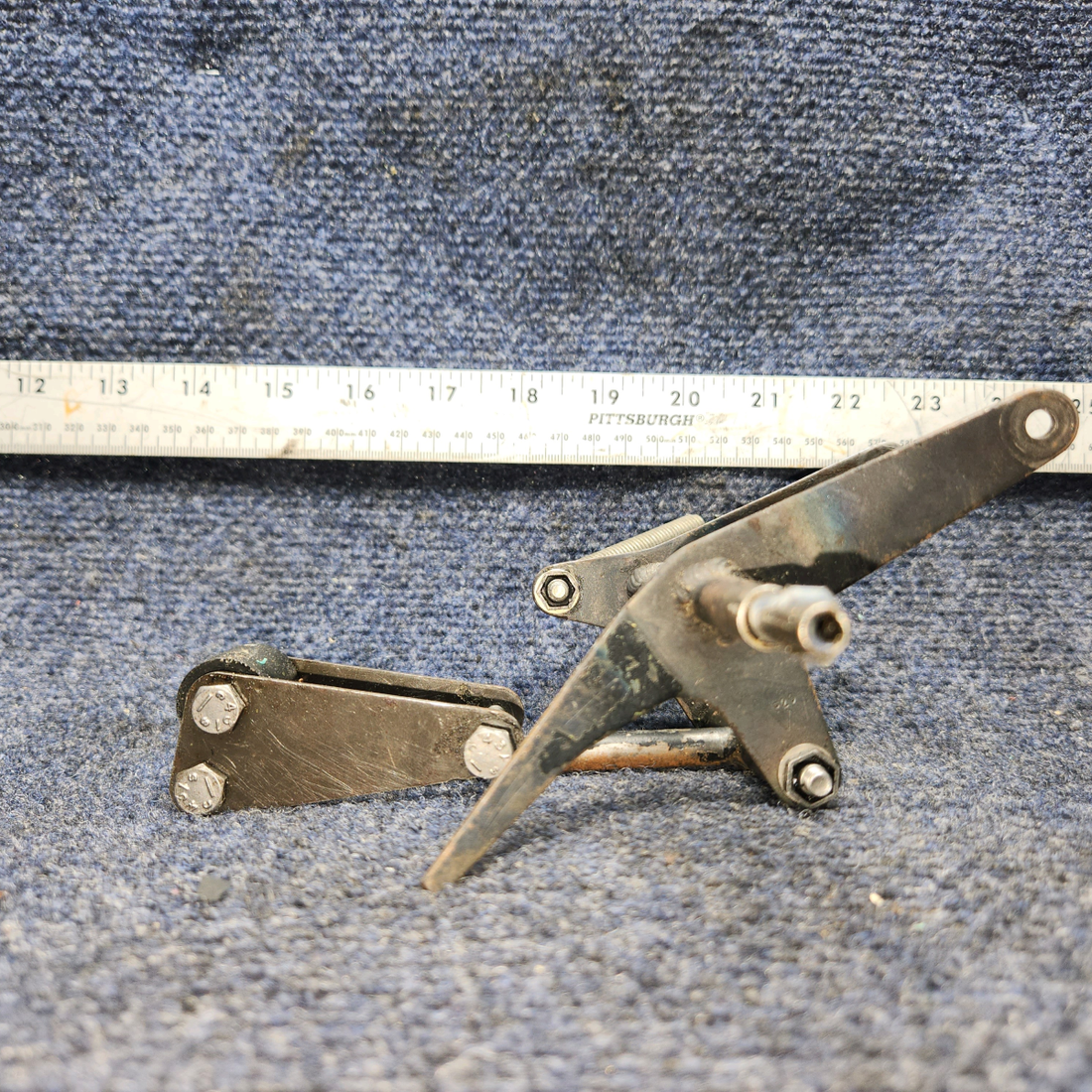 Used aircraft parts for sale, 67357-000, 67361-000 PIPER PA28RT-201 Nose Gear Door Link Assy