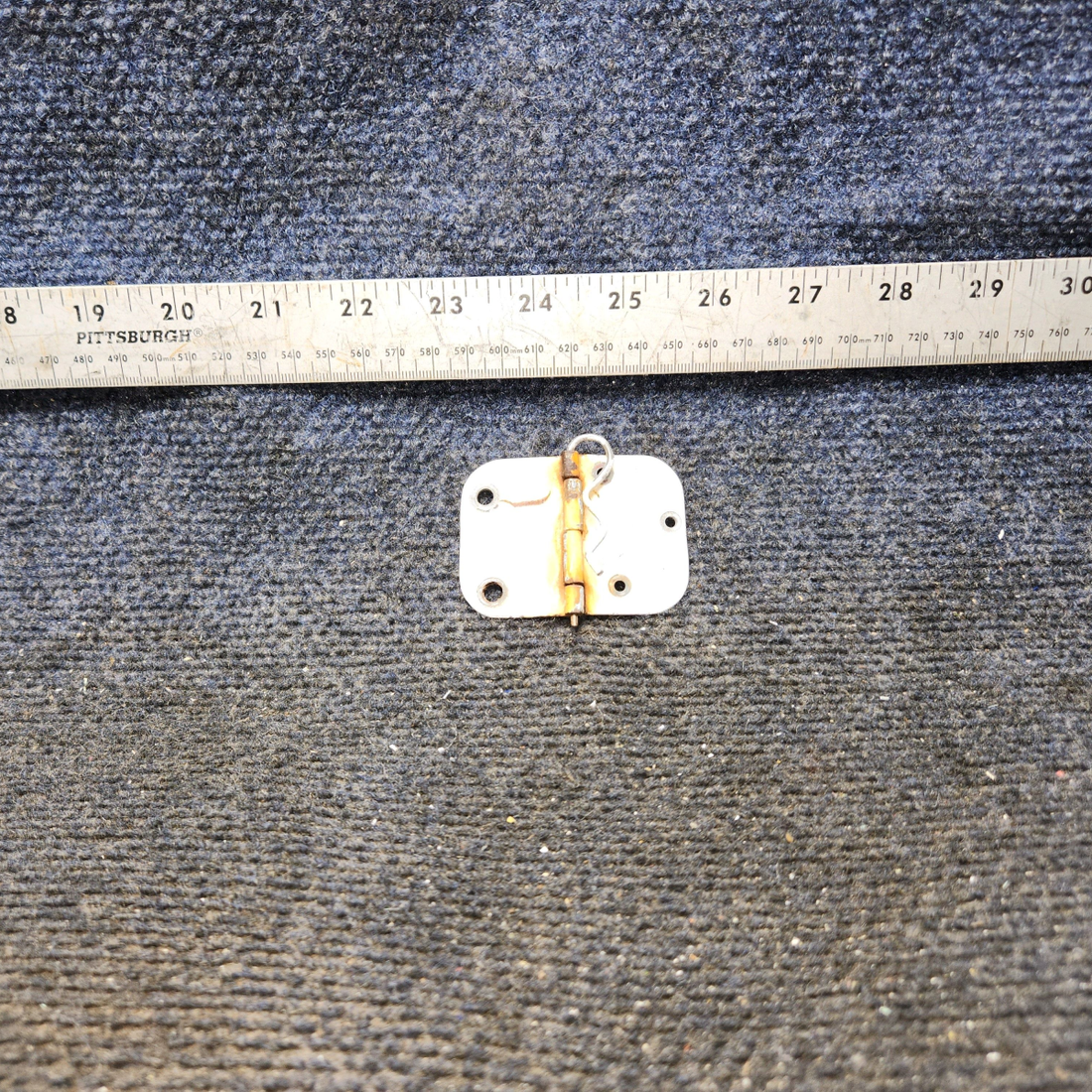 Used aircraft parts for sale, 0511280-3 Cessna 172E Cabin Door Lower Hinge Assembly LH