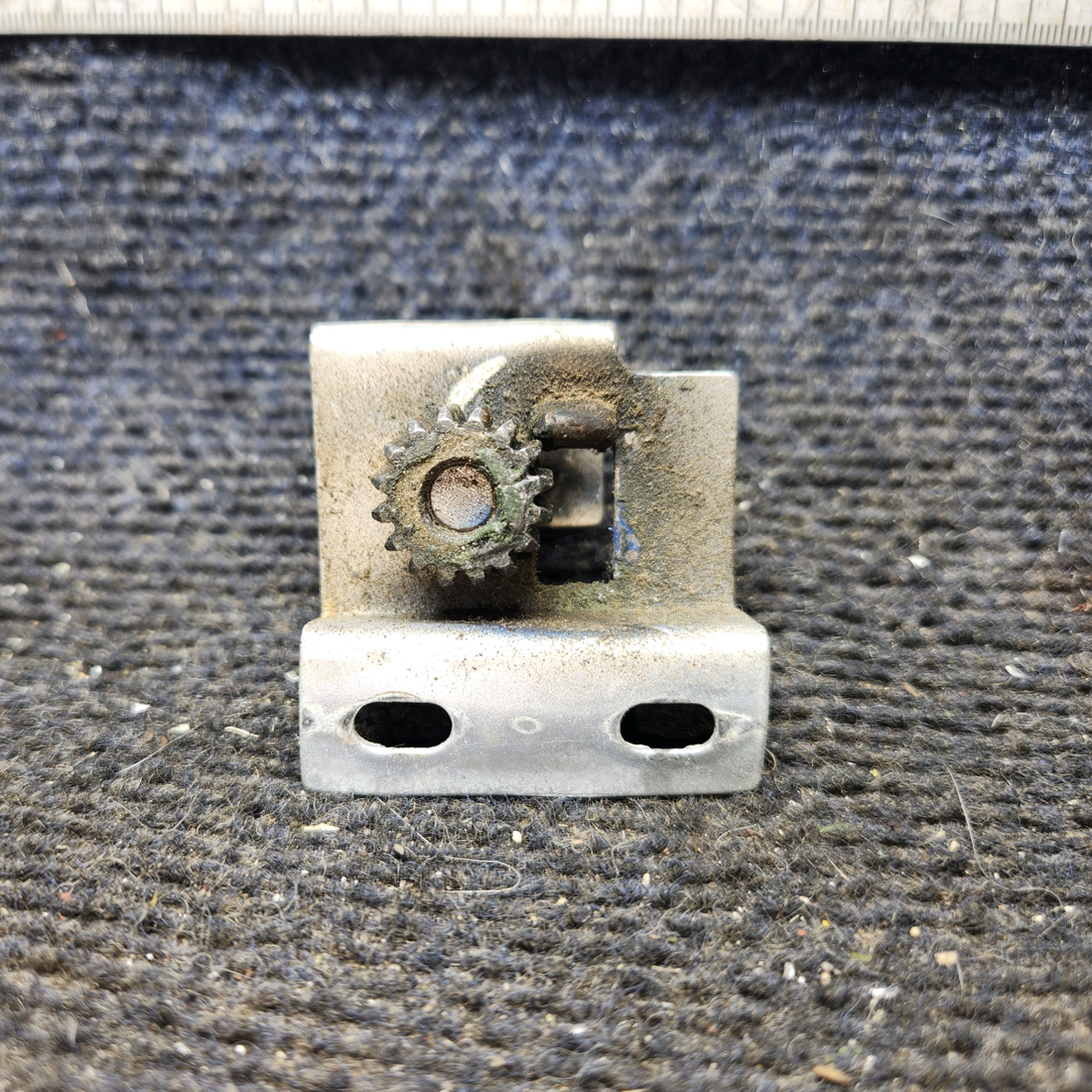 Used aircraft parts for sale, 0511262-2 cessna 172N Rotary Clutch Assembly – RH