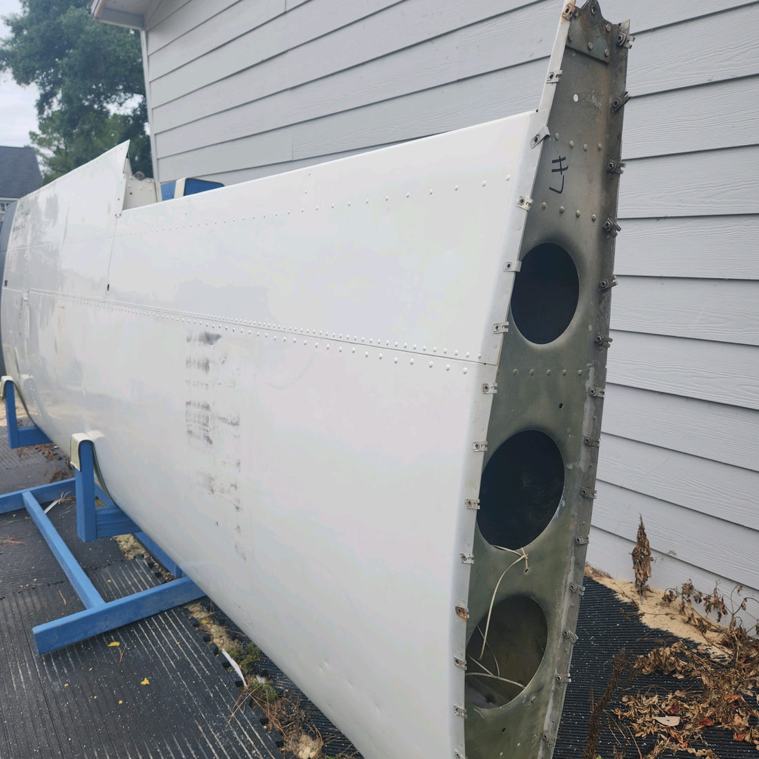 Used aircraft parts for sale, 169-110000-663 Beechcraft C23 SUNDOWNER WING STRUCTURE ASSY LH "SEE PHOTOS FOR DETAILS"