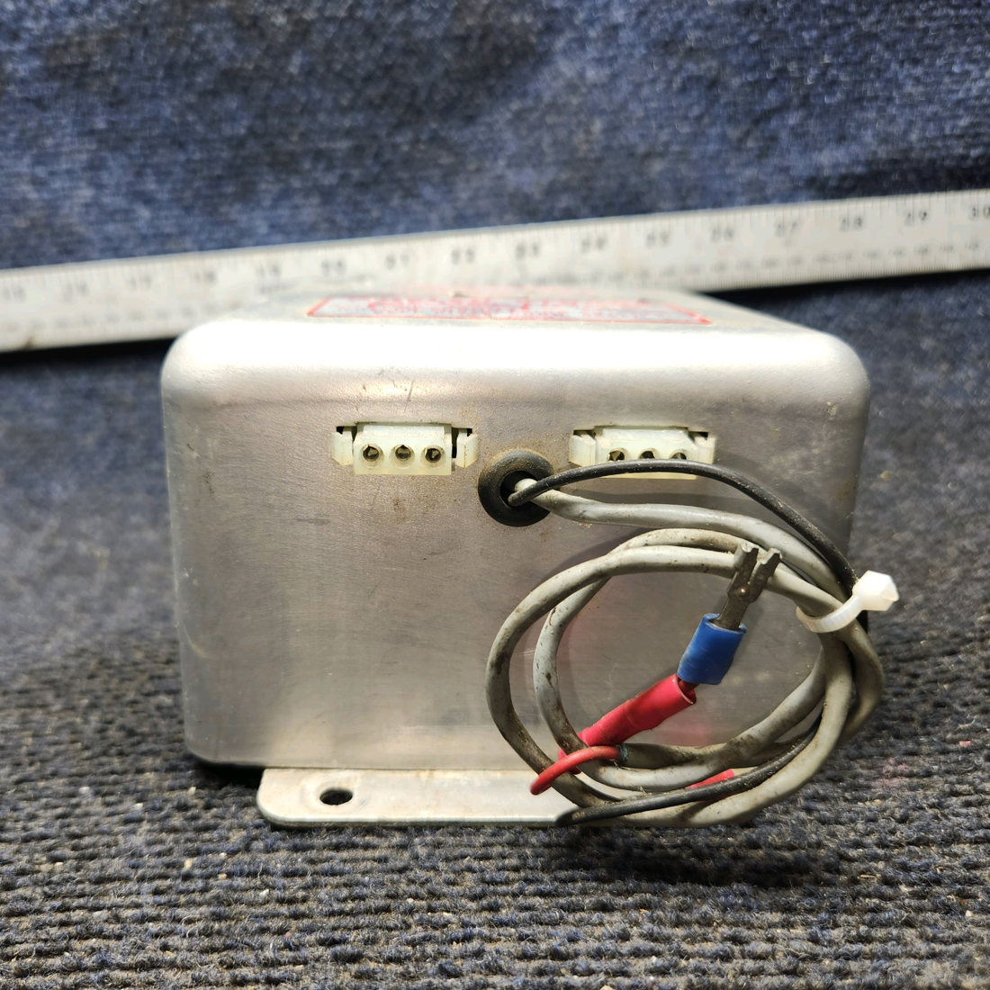 Used aircraft parts for sale, A413,T2-14 Whelen A413 Strobe Light Power Supply (14V)