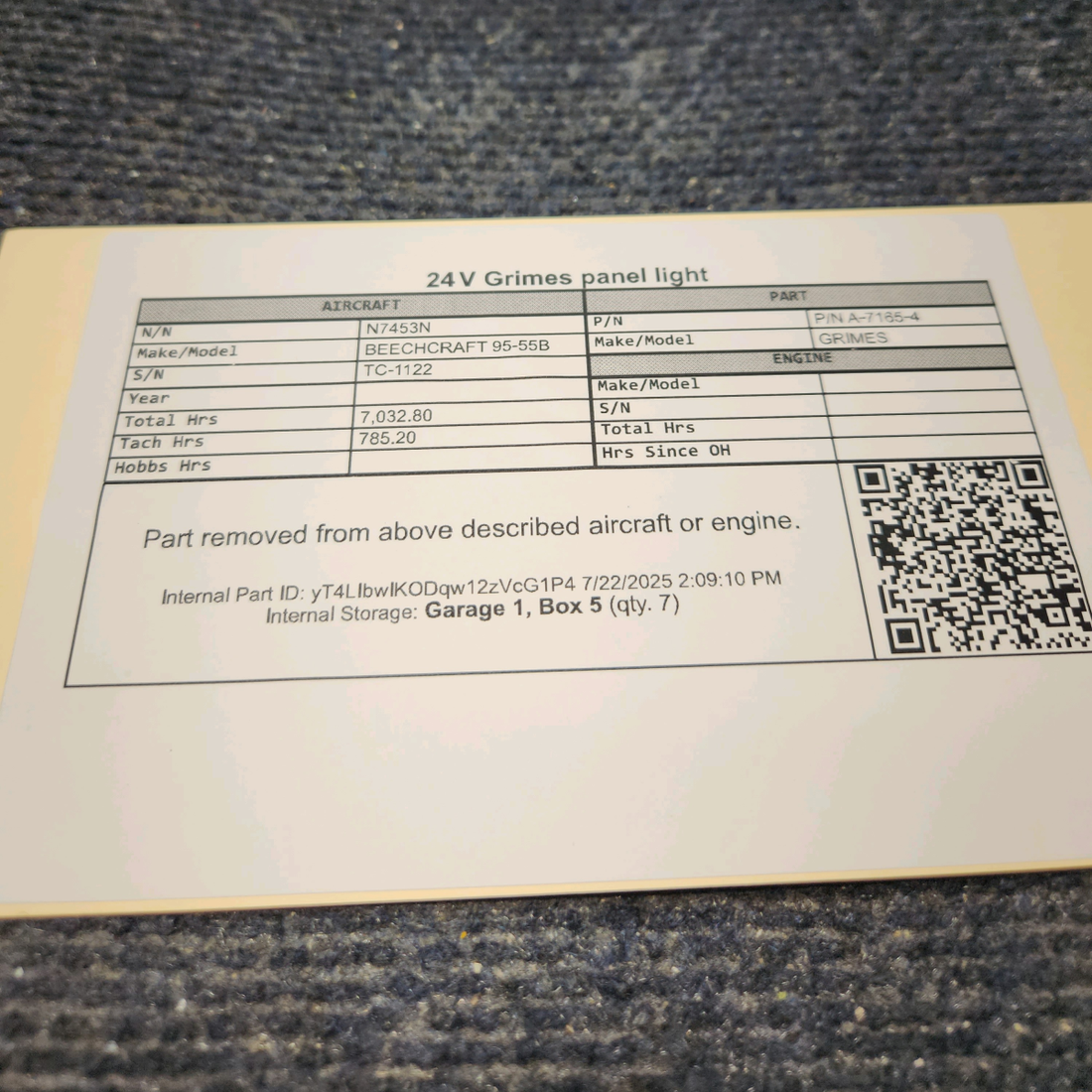 Used aircraft parts for sale, A‑7165‑4 GRIMES BEECHCRAFT 95-55B Panel Light  24 Volt - Price per Each
