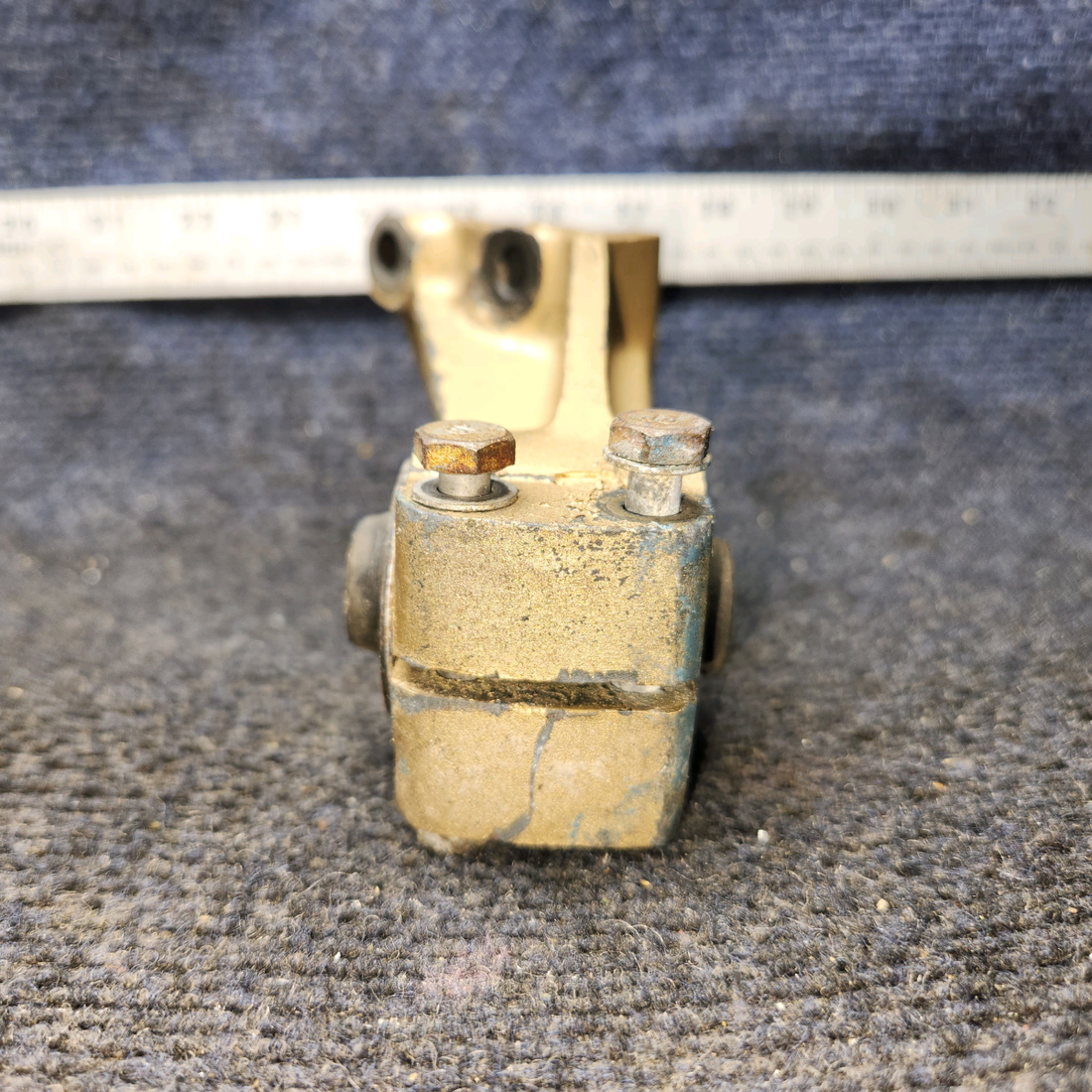 Used aircraft parts for sale, 40043 Continental O-300-D Cessna 172F Engine Mount Forward RH