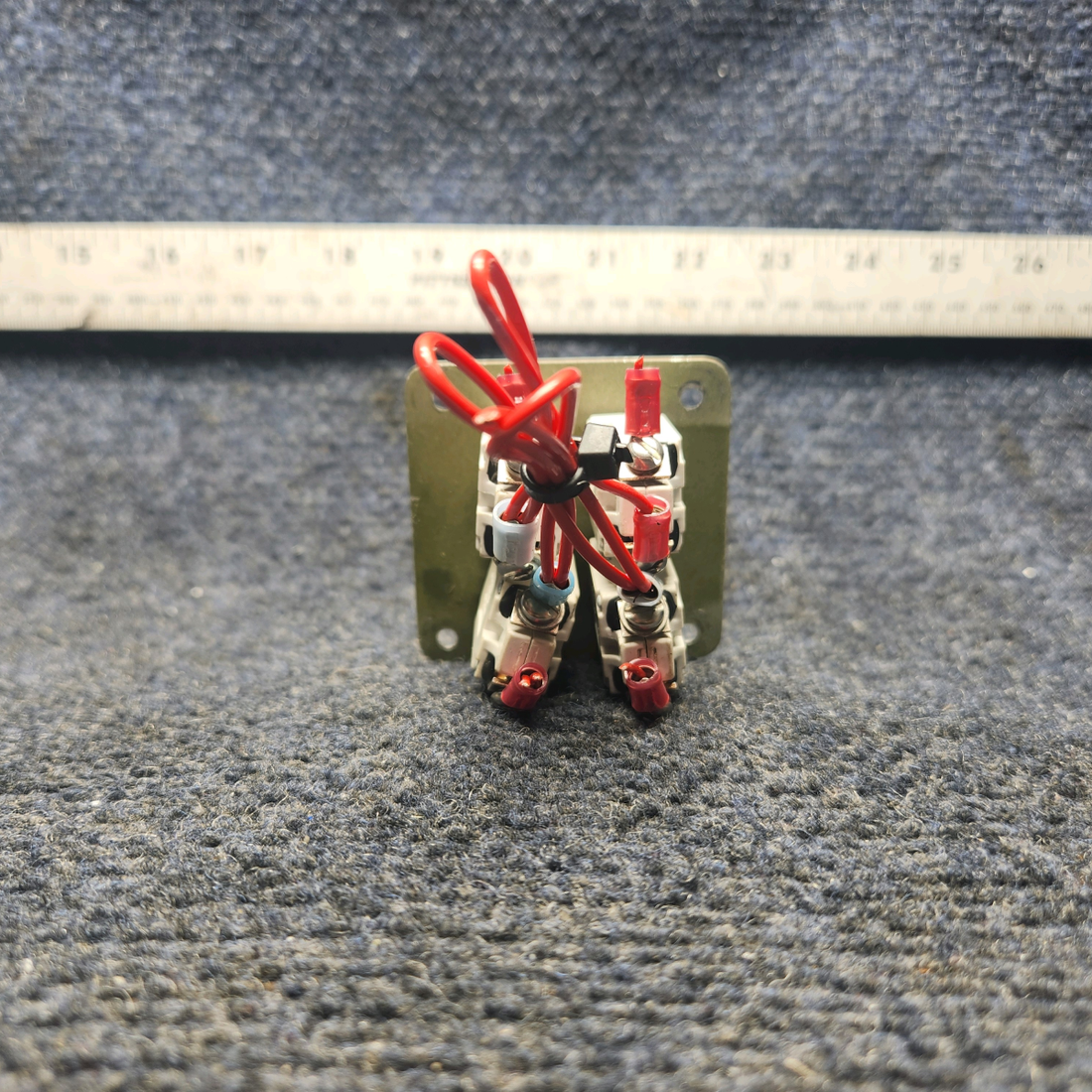 Used aircraft parts for sale, 7277-2-5 , 7277-2-3 klixon 7277 Beechcraft A23A Musketeer Custom III CIRCUIT BREAKER PUSH SWITCH (AMPS: 5 - 3) SET OF FOUR