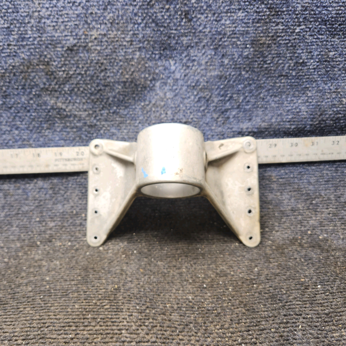 Used aircraft parts for sale, 0543013-1 Cessna 172 Upper Nose Gear Fitting