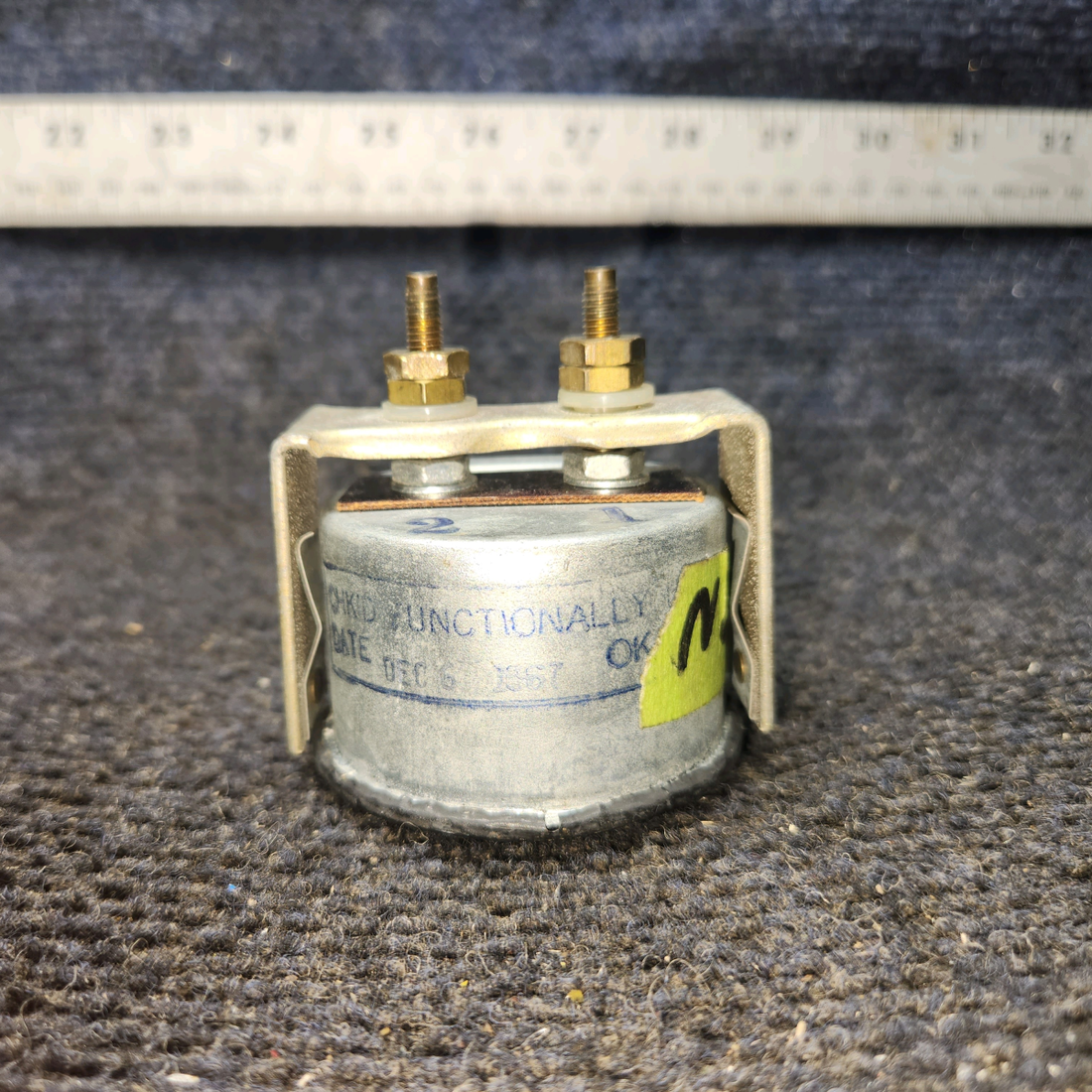 Used aircraft parts for sale, 95-380018 Beechcraft Beechcraft 95-B55 Fuel Quantity Indicator