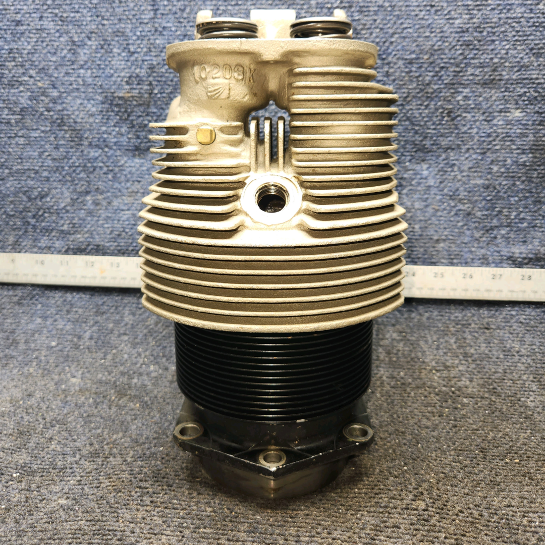 Used aircraft parts for sale, SA10200-A1 Superior O-300 Cessna 172 Cylinder with Valves and Springs