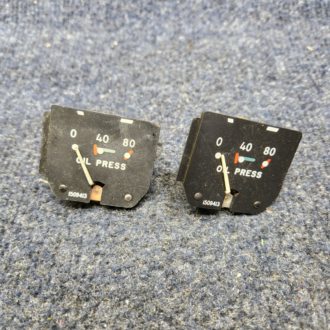Used aircraft parts for sale, 1509413 BEECHCRAFT F35 OIL PRESS INDICATOR PRICE PER EACH