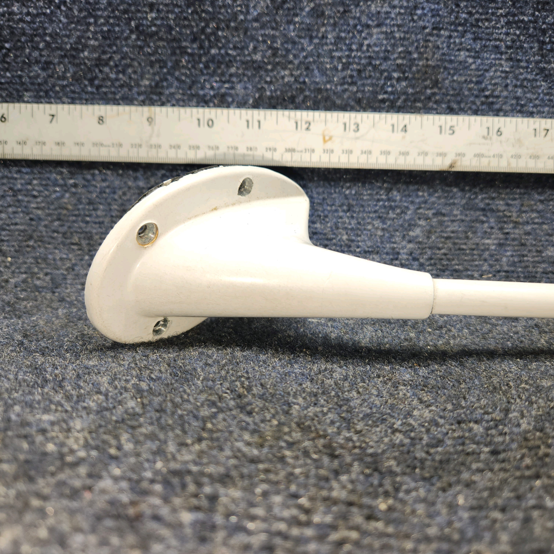 Used aircraft parts for sale, C598501-0104 Cessna PIPER PA-24-250 VHF Communications Antenna