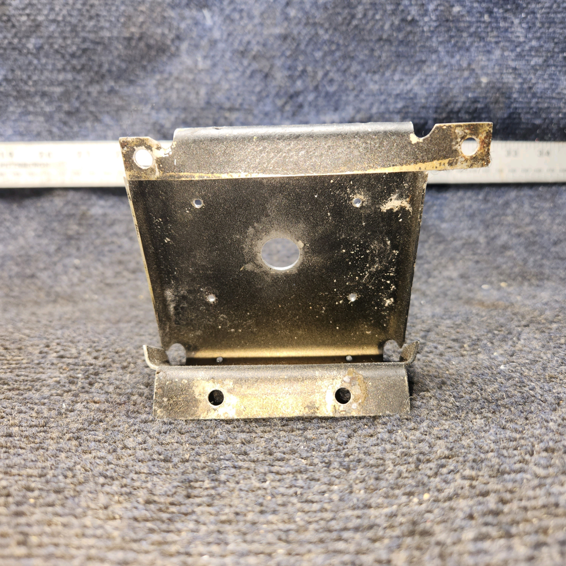 Used aircraft parts for sale, 0511190 Cessna 172 E Fuel Selector Bracket