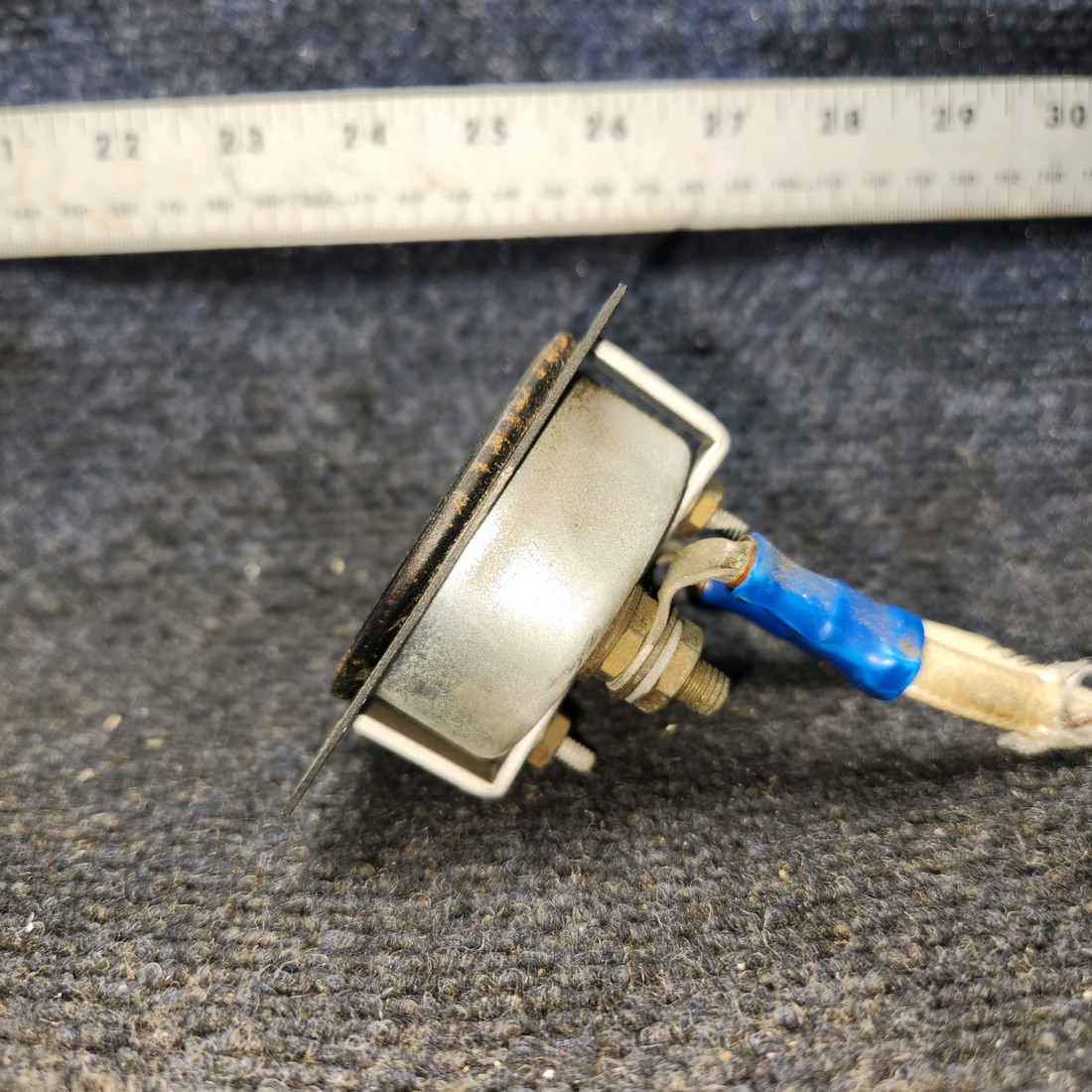 Used aircraft parts for sale, D-2119-1 Piper PA28-140 Alternator Ammeter Indicator with Black Faceplate (0–60 Amps)