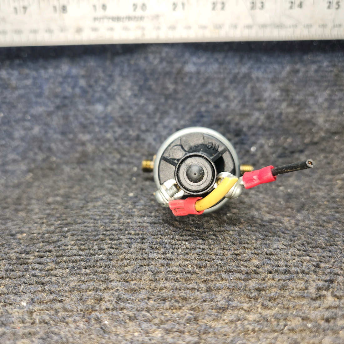Used aircraft parts for sale, 76575-4 Honeywell Cessna 172E Hobbs Pressure Switch