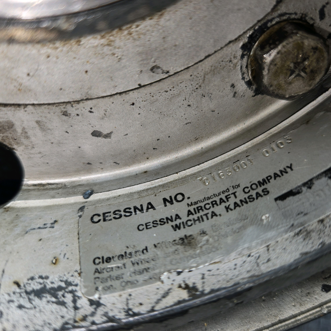 Used aircraft parts for sale, 40-97A Parker Cessna 172 6.00-6 Main Wheel