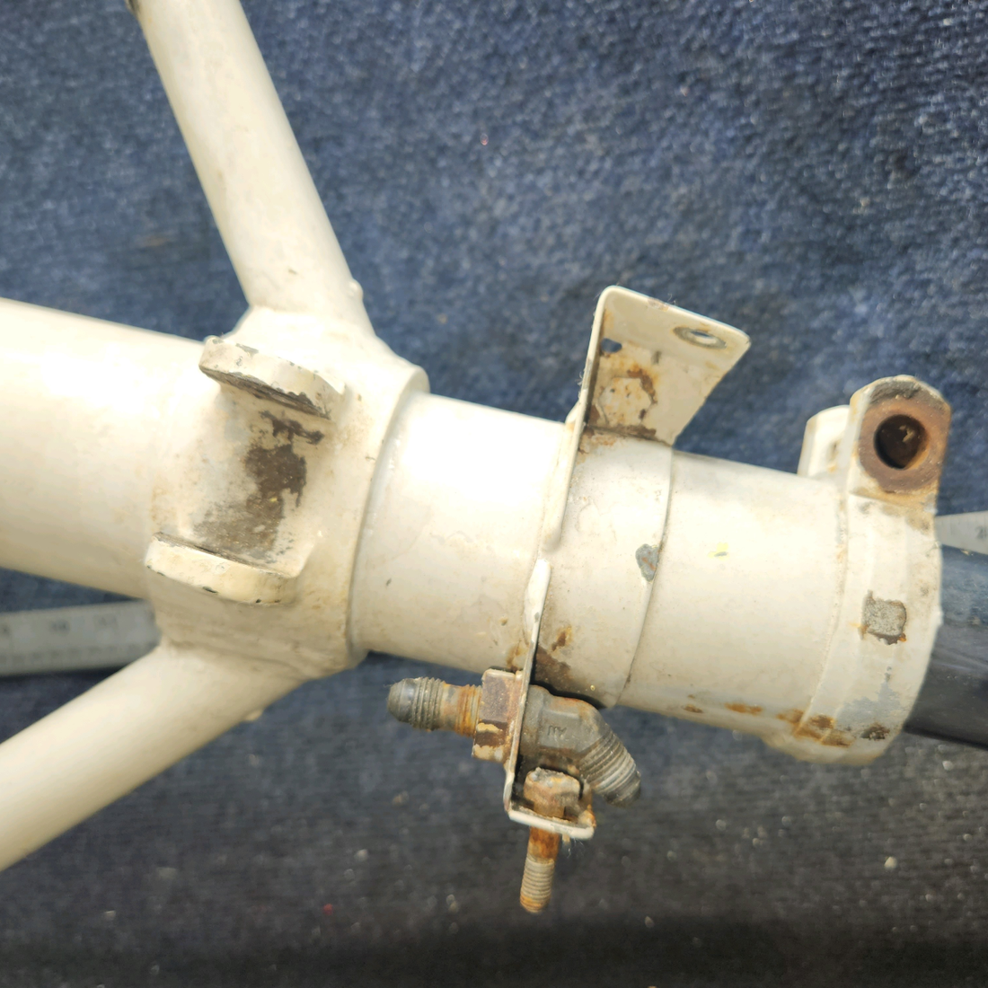 Used aircraft parts for sale, 45-815201-602 Beechcraft F35 Landing Gear Shock Absorber Assy - LH