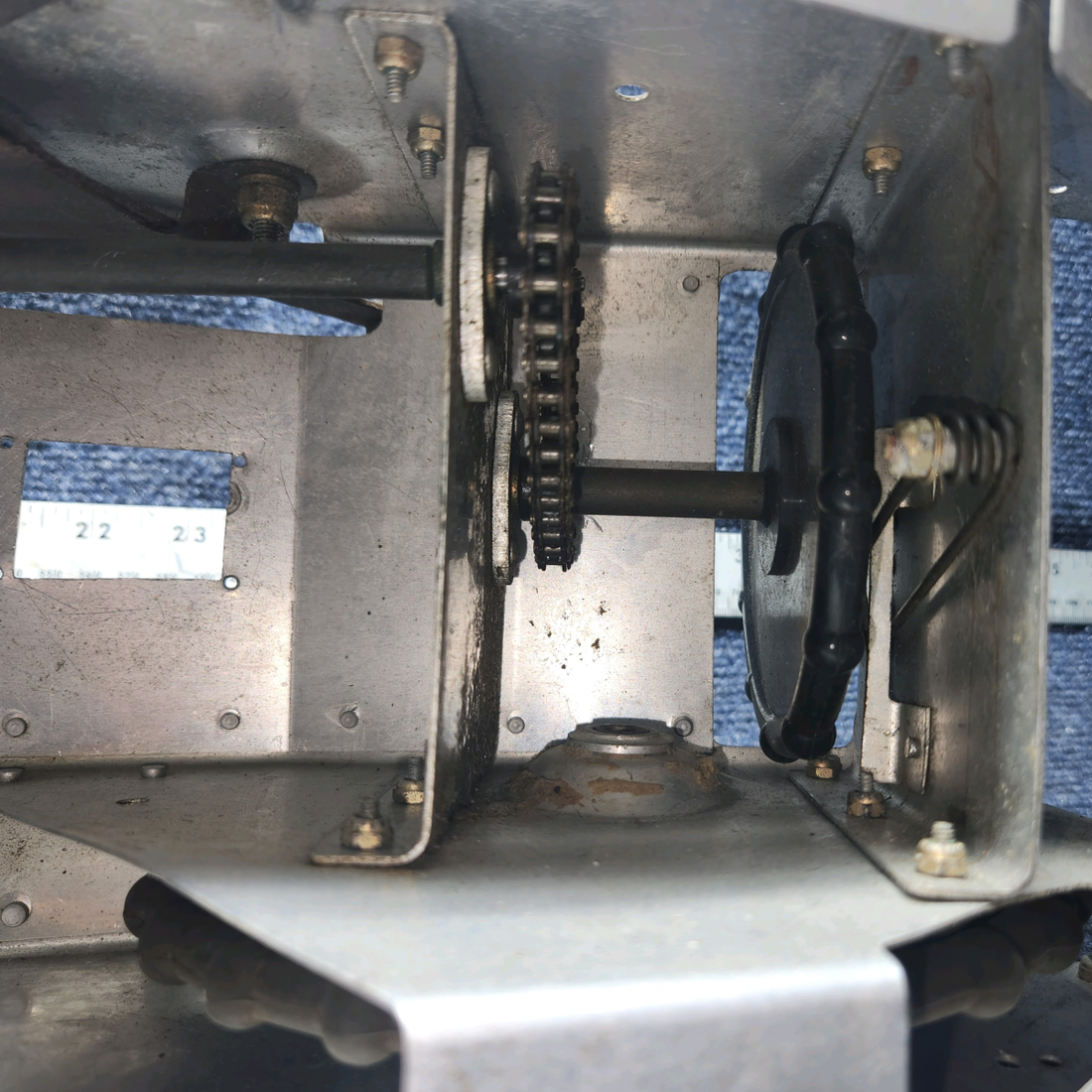 Used aircraft parts for sale, 2413013-200 Cessna 172RG Console Assy