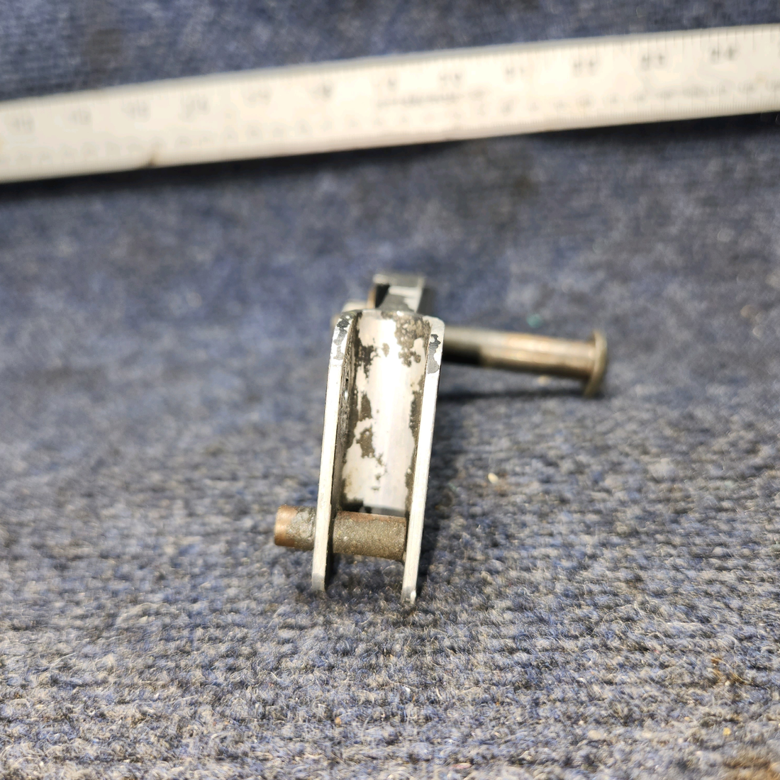 Used aircraft parts for sale, 76407-003 PIPER PA28RT-201 BellCrank Nose Wheel Steering Assy