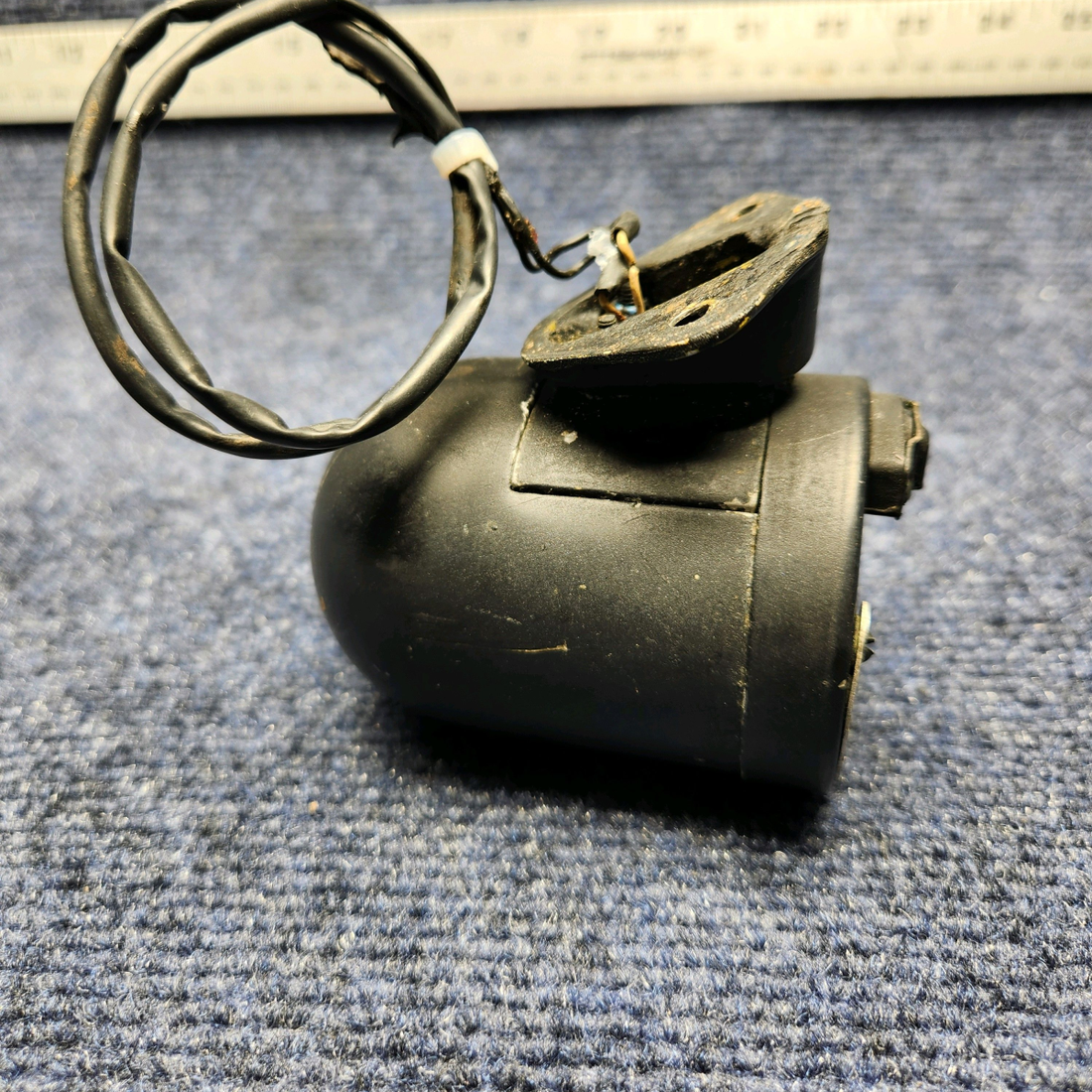Used aircraft parts for sale, C2300 Beechcraft C23 SUNDOWNER AIRCRAFT MAGNETIC COMPASS "NEED FLUID"