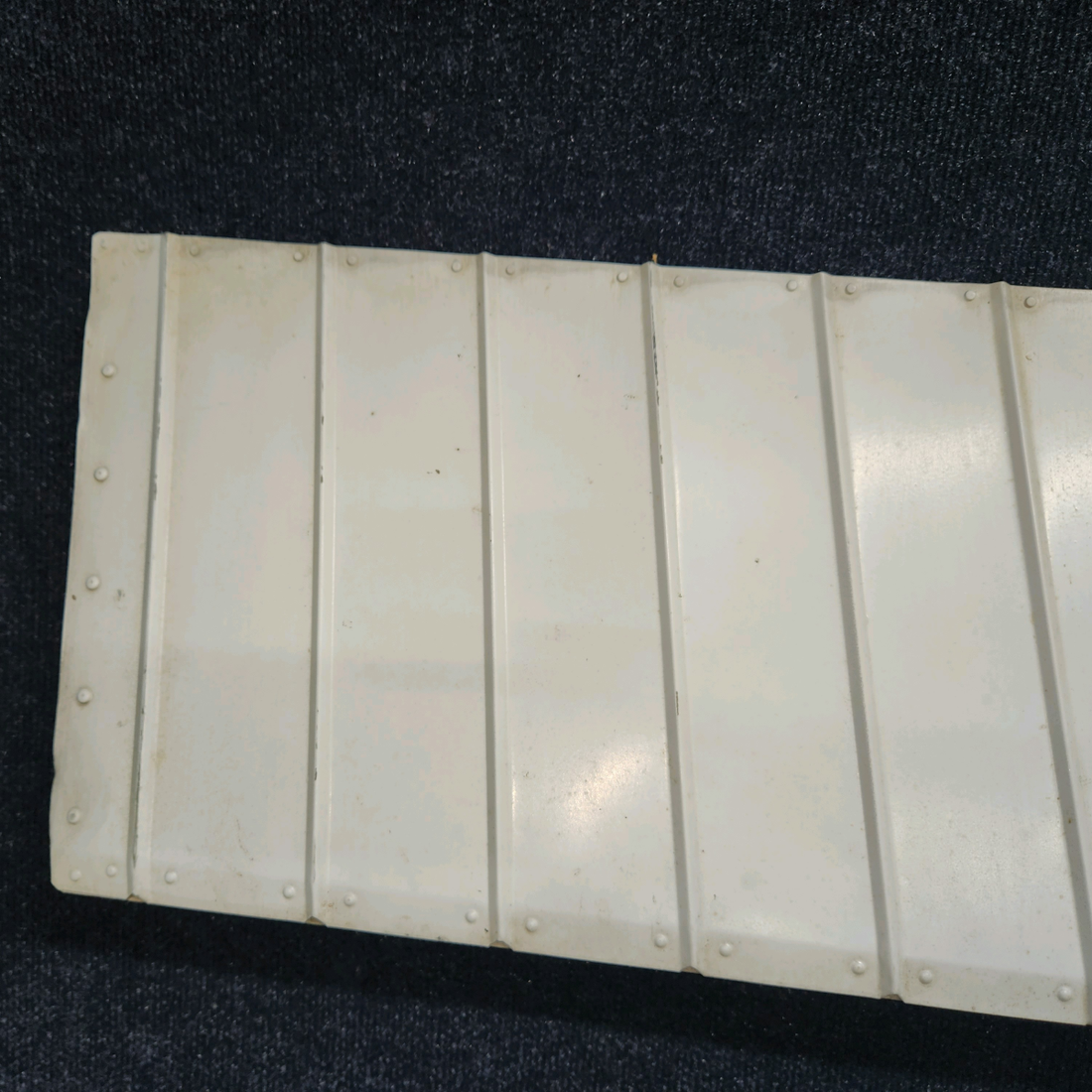 Used aircraft parts for sale, 0523800-1 cessna 150G Aileron Assembly – RH