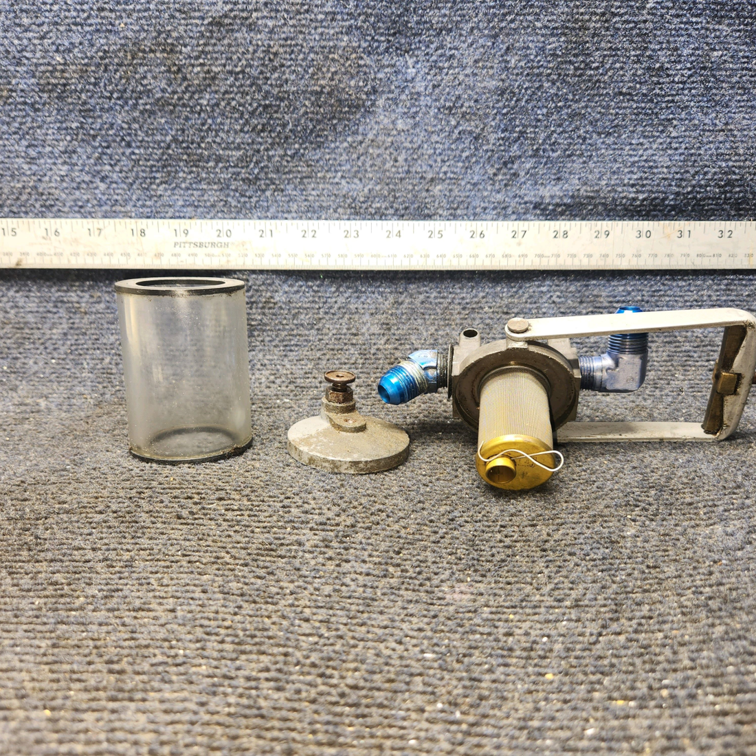Used aircraft parts for sale, 0511199-23 Cessna 182G Fuel Strainer