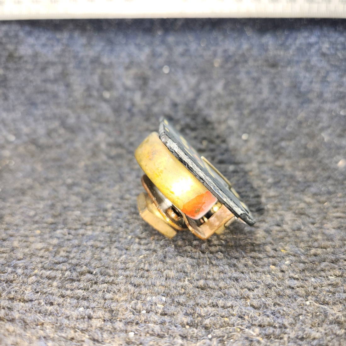 Used aircraft parts for sale, 1508440 Continental, Lycoming Oil Press Indicator