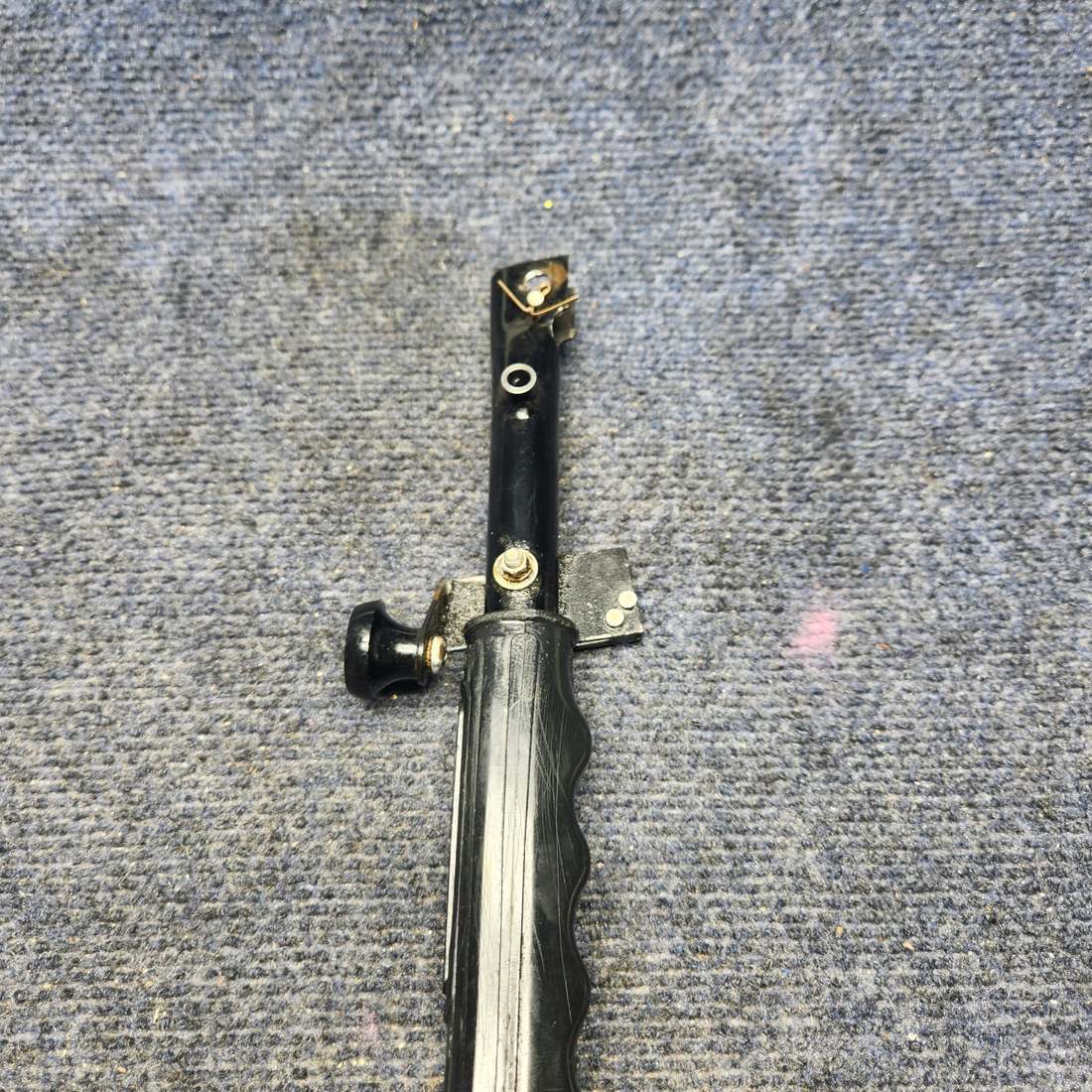 Used aircraft parts for sale, 63357-000 PIPER PA28-161 Warrior III PARKING BRAKE HANDLE ASSY