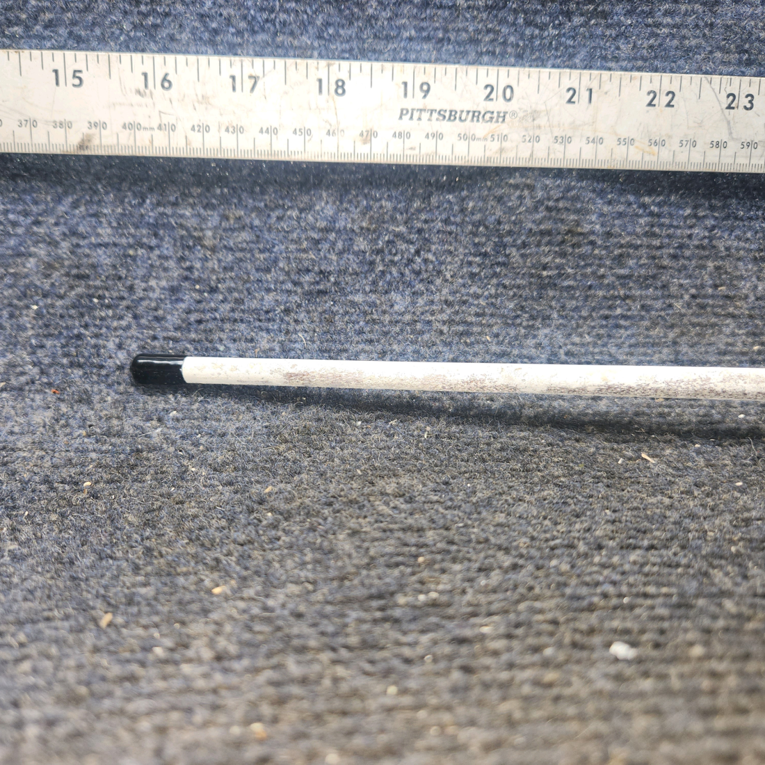 Used aircraft parts for sale, CI-121 Comant CI-121 Cessna 172F VHF Communication Antenna - Chipped Paint
