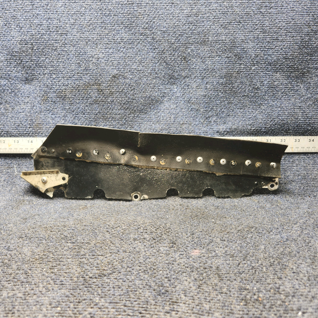 Used aircraft parts for sale, 2455029-1 Cessna 172RG CENTER BAFFLE ASSY