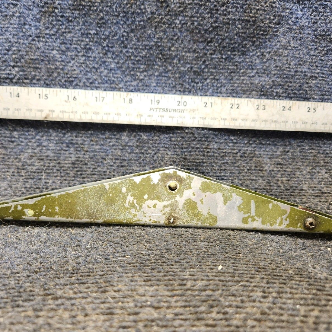 Used aircraft parts for sale, 62746-000 piper PA-28-181 Aileron Control Pulley Bracket