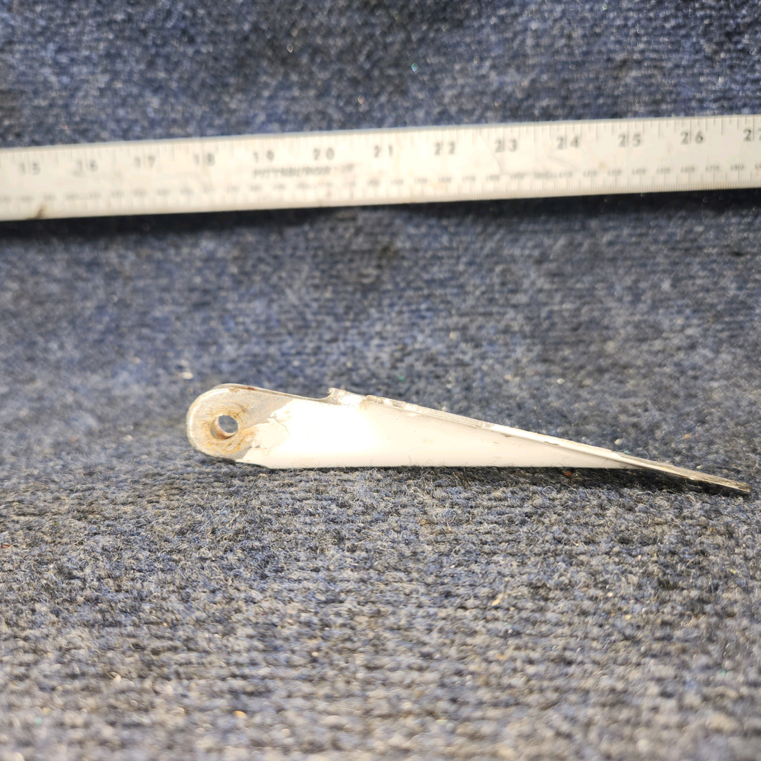 Used aircraft parts for sale, 66914-000 PIPER PA28-140 Hinge Cabin Door Bottom