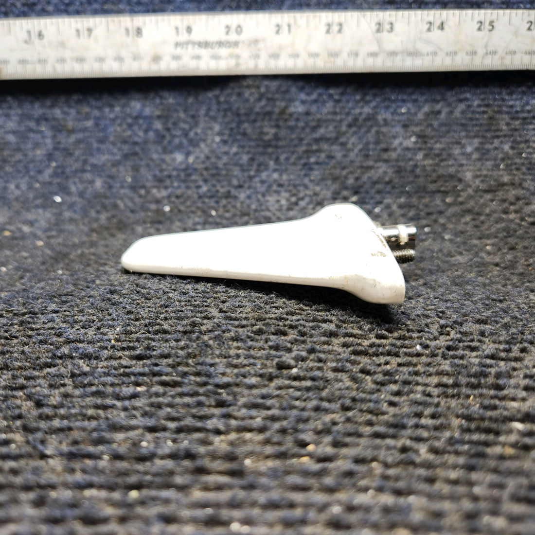 Used aircraft parts for sale, CI-105 Cessna 172E DME/Transponder Antenna