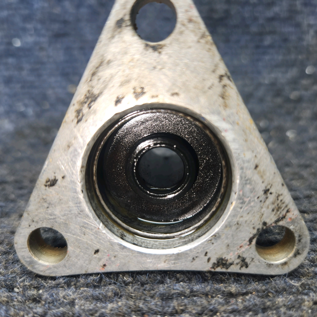 Used aircraft parts for sale, 641531 Continental O-300-D Cessna 172F Tachometer Drive Adapter Assy