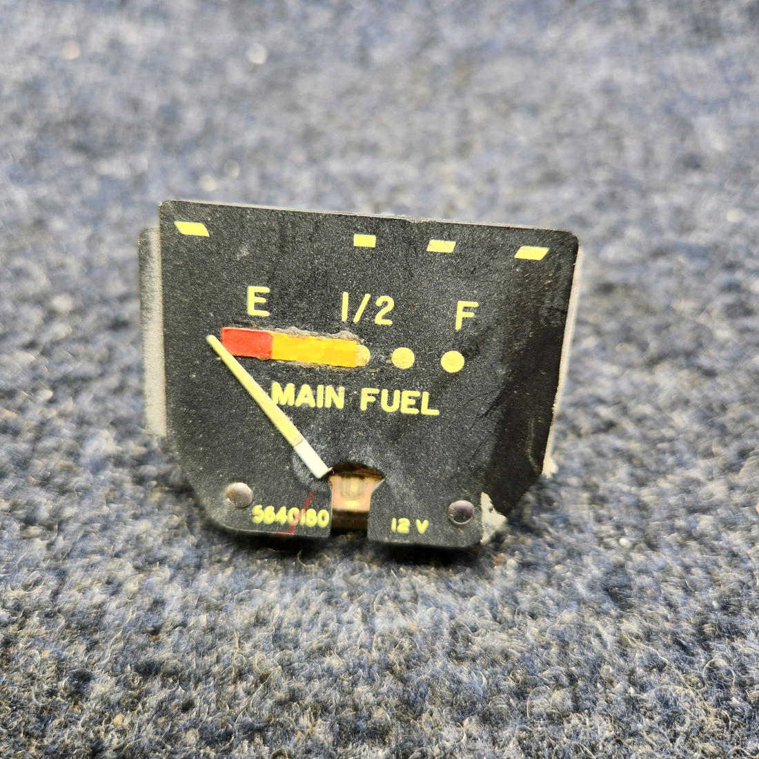Used aircraft parts for sale, 5640180 BEECHCRAFT F35 STEWART-WARNER FUEL GAUGE INDICATOR 12 VOLTS