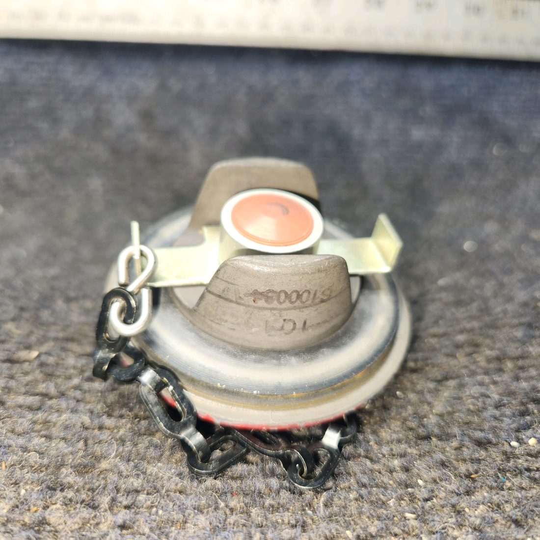 Used aircraft parts for sale, C156001-0106 Cessna 182G Fuel Cap Assembly with Chain