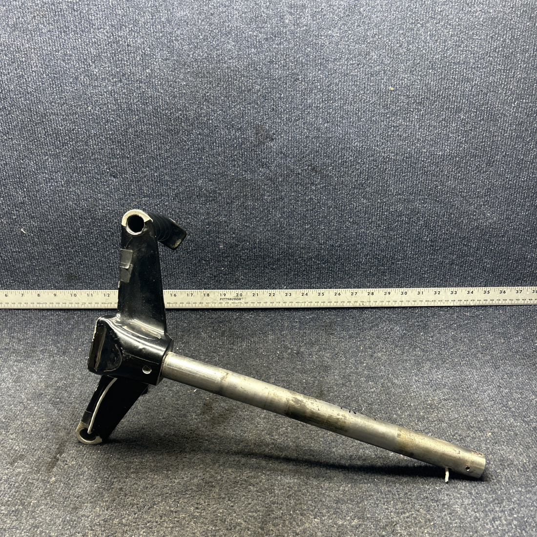 Used aircraft parts for sale, 79276-000 PIPER PA28-140 WHEEL ASSEMBLY