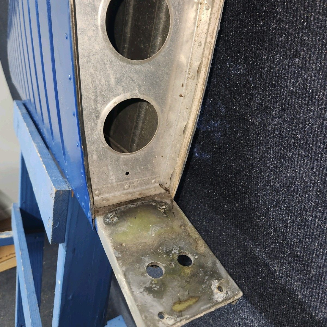 Used aircraft parts for sale, 66975-003 piper PA-28-181 Vertical Fin Assembly