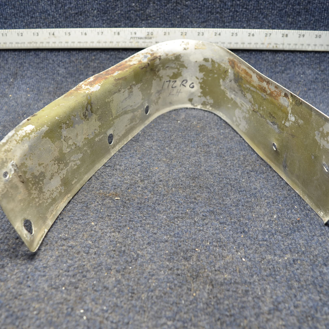 Used aircraft parts for sale, 0520015-6 Cessna  [part_model] Cessna 172RG WING FILLET ASSY RH