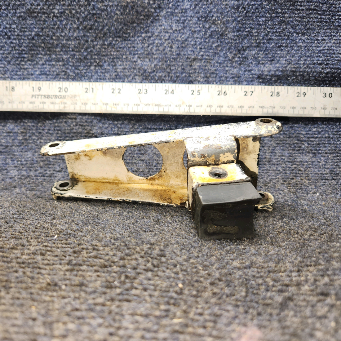 Used aircraft parts for sale, 63383-000 Piper PA28-140 Nose Gear Lower Torque Link Assembly