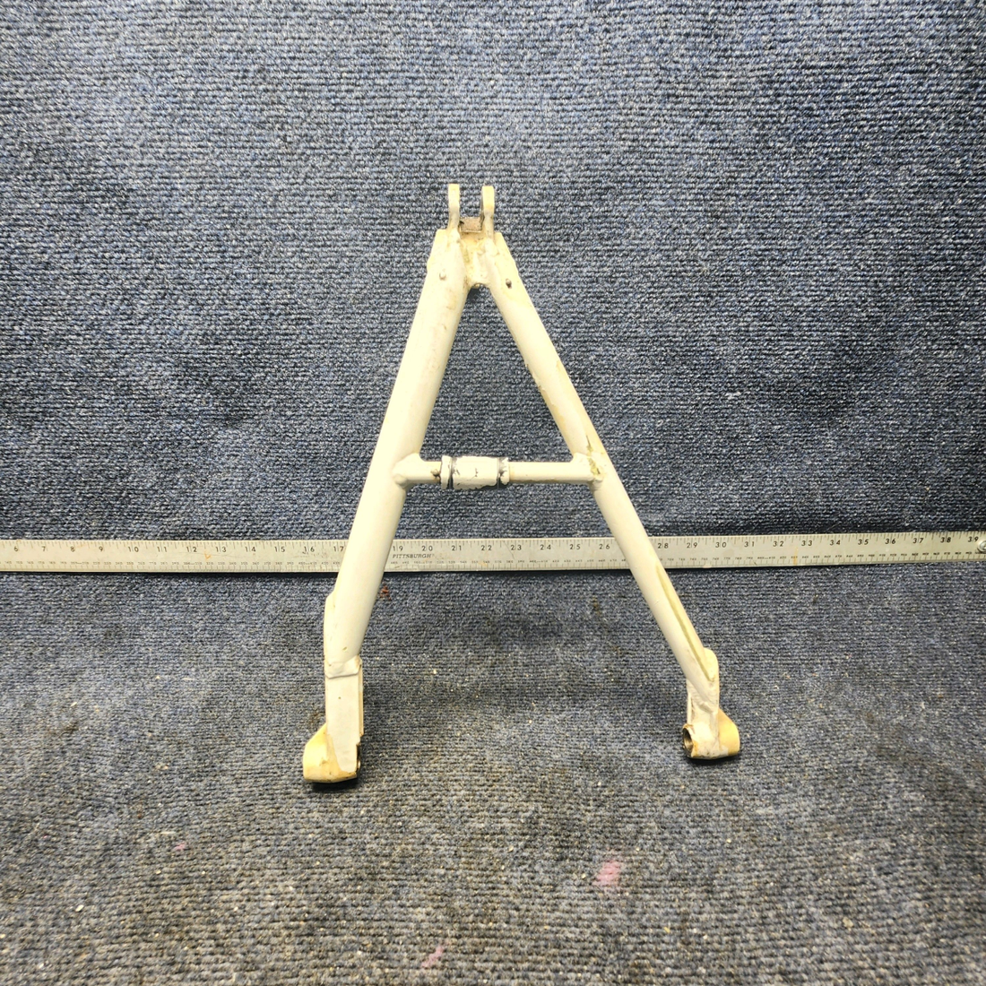 Used aircraft parts for sale, 95-824019-3 Beechcraft F33A NOSE GEAR UPPER V BRACE ASSY