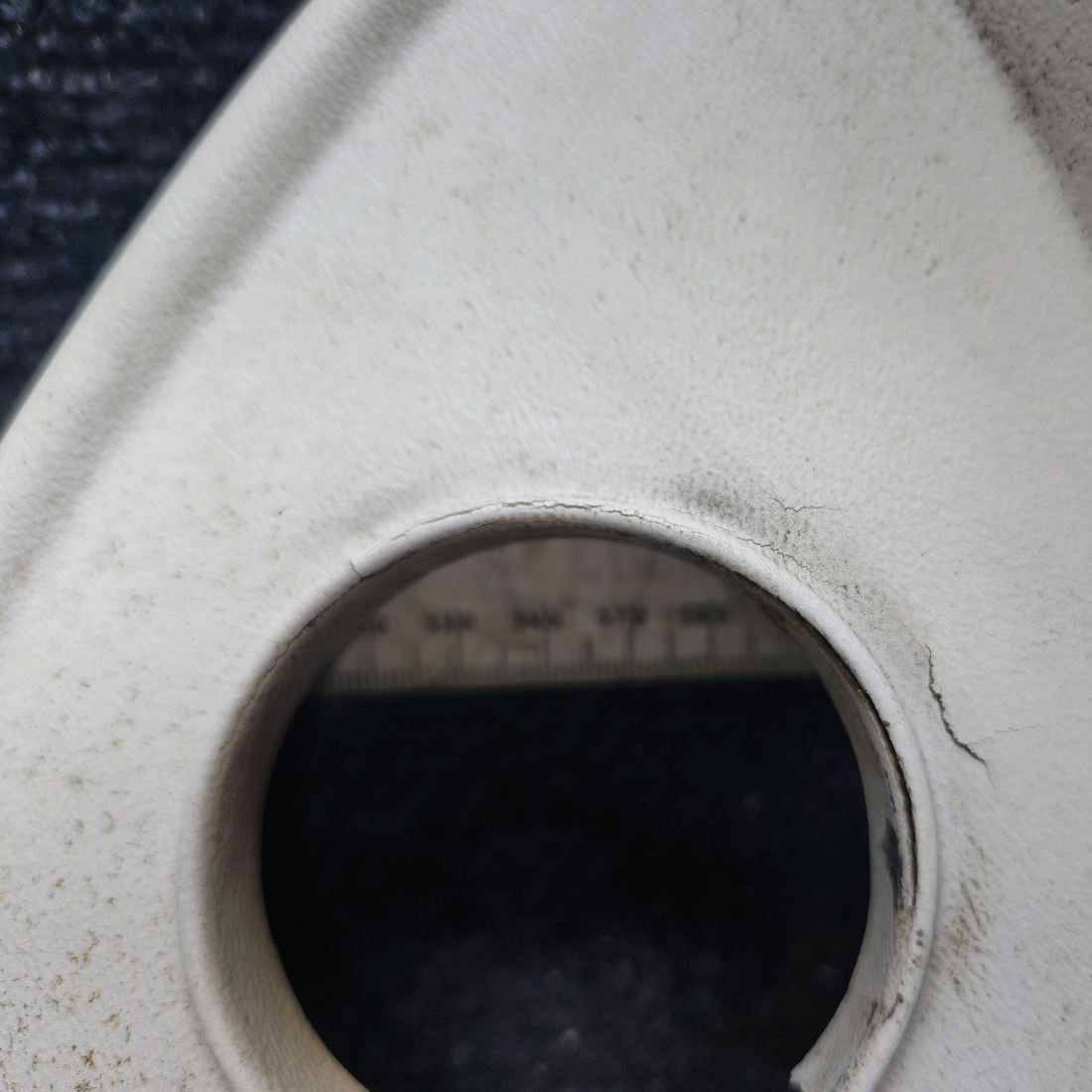 Used aircraft parts for sale, 0411974-6 cessna 150G Shield – RH