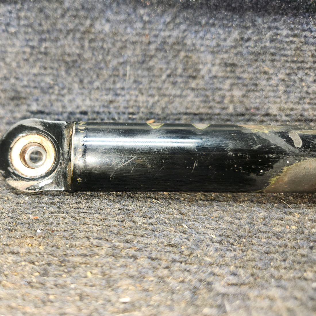 Used aircraft parts for sale, 35262-002 piper PA-28-181 Nose Wheel Bungee Assembly