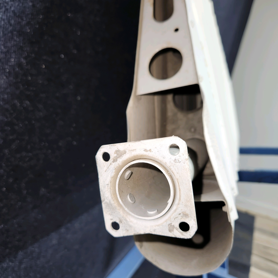 Used aircraft parts for sale, 2432000-21 Cessna 172S Elevator Assy LH